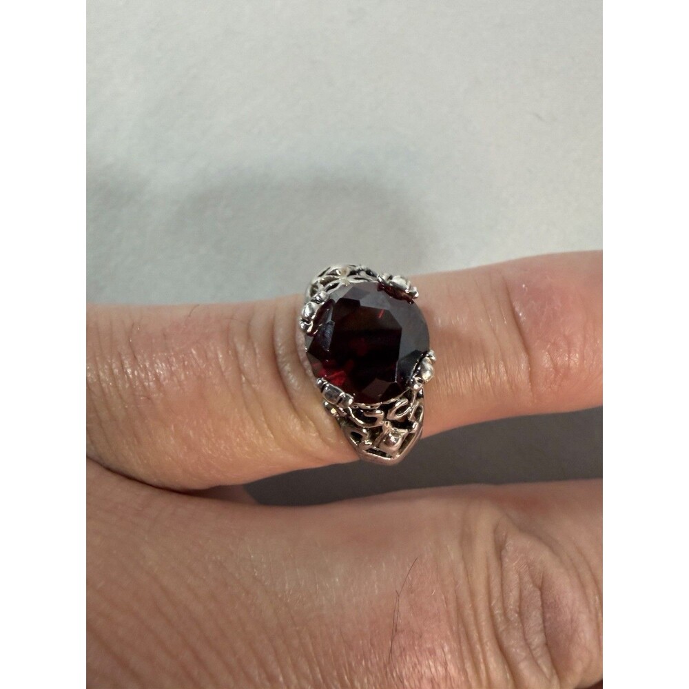 VINTAGE DESIGN 925 STERLING SILVER SIMULATED GARNET FILIGREE RING